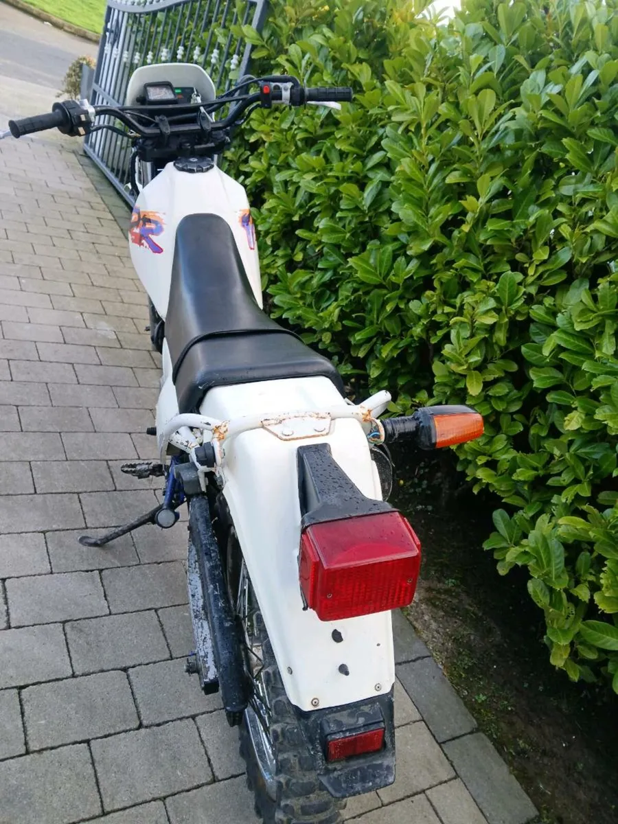 SUZUKI  DR 125 - Image 4