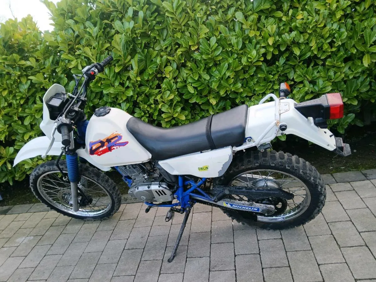 SUZUKI  DR 125 - Image 1