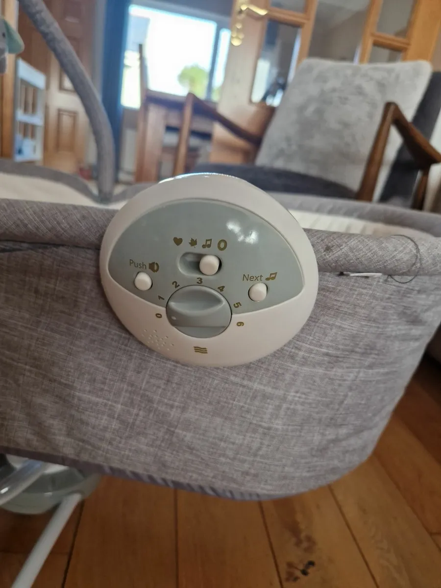 Baby bassinet moses basket - Image 2