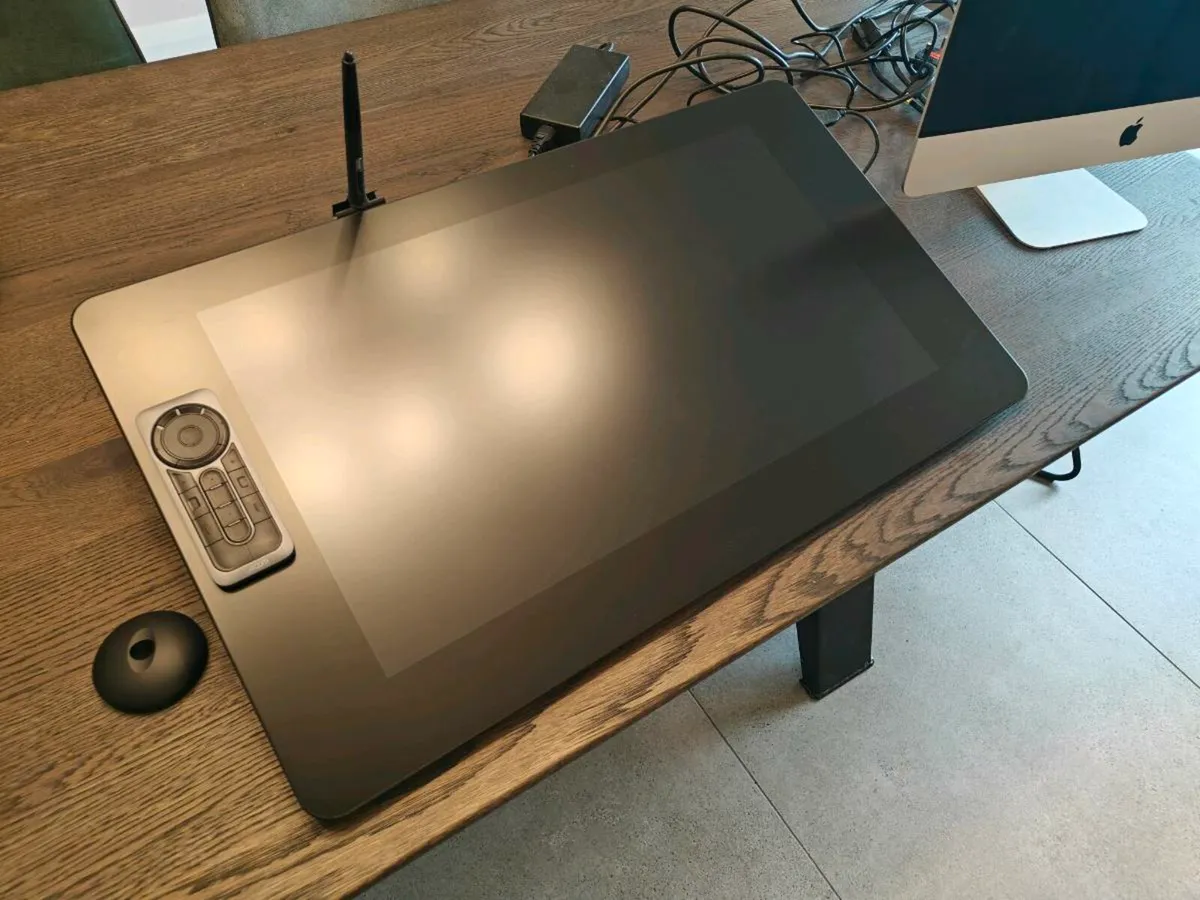 Wacom Cintiq Pro 24 - Image 1