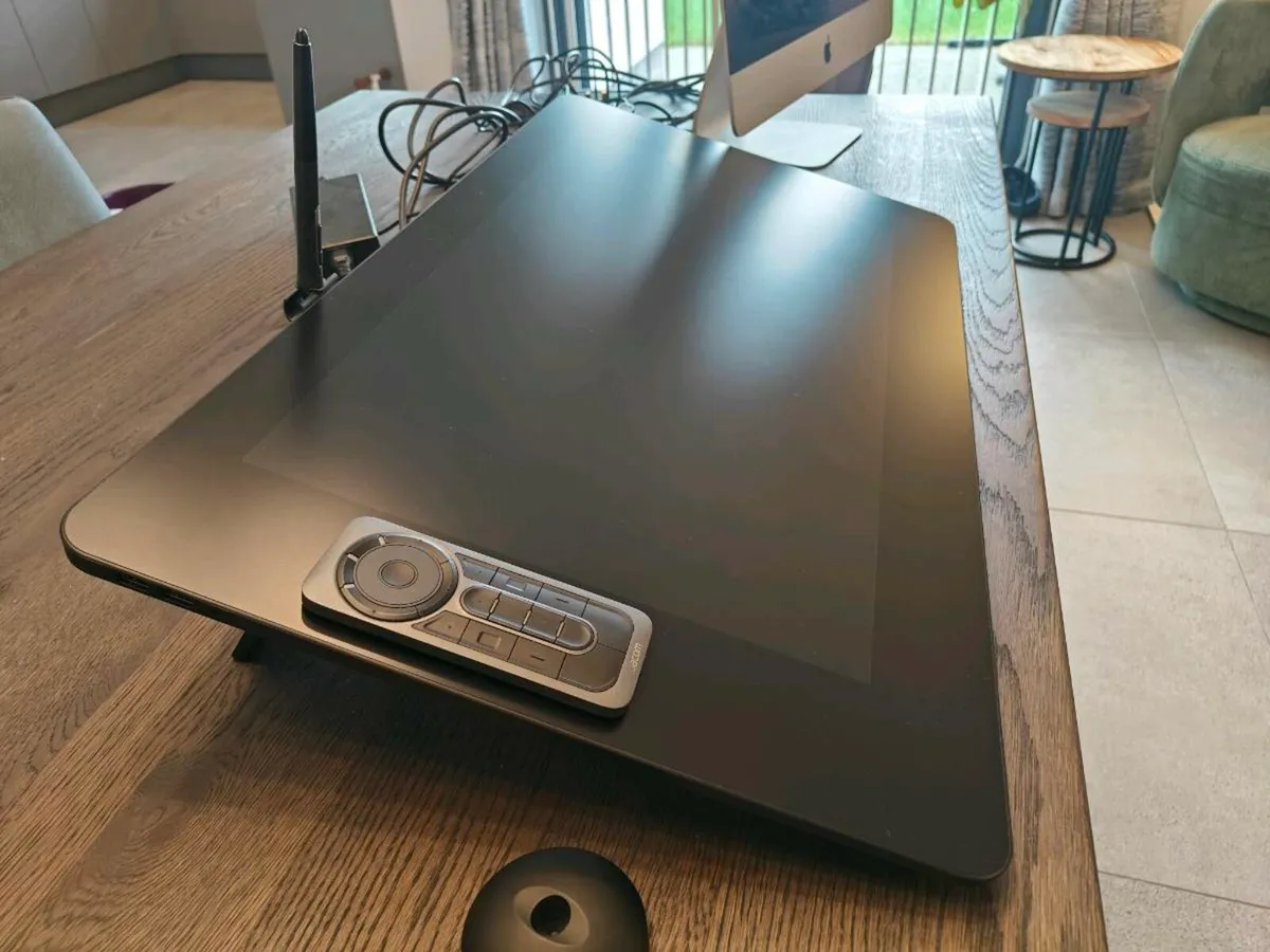 Wacom Cintiq Pro 24 - Image 3