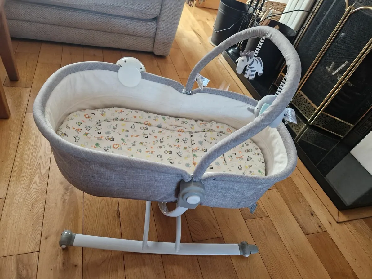 Baby bassinet moses basket - Image 4