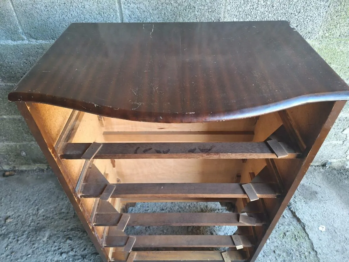 Vintage chest for restoration (DELIVERY) - Image 3