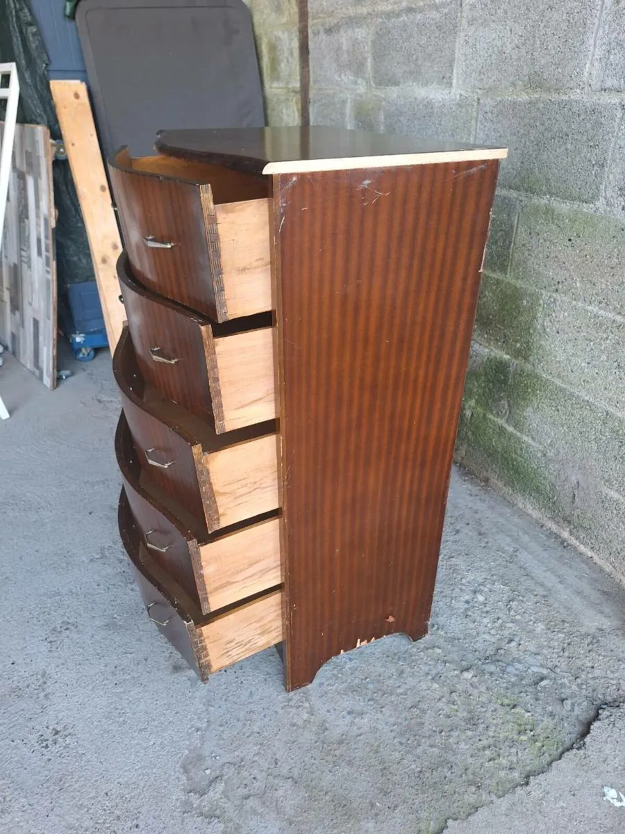 Vintage chest for restoration (DELIVERY) - Image 2