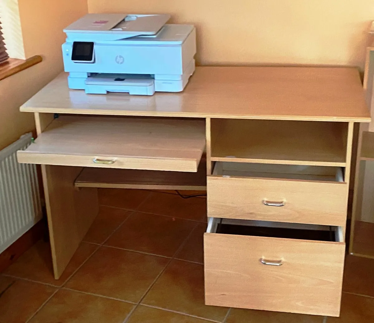 computer desk - Image 2