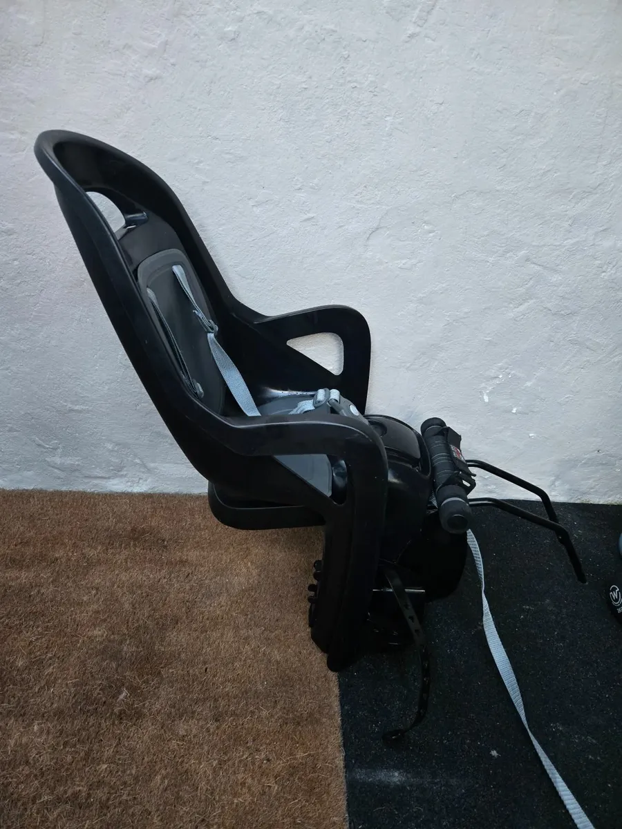 Bike child seat - Image 1