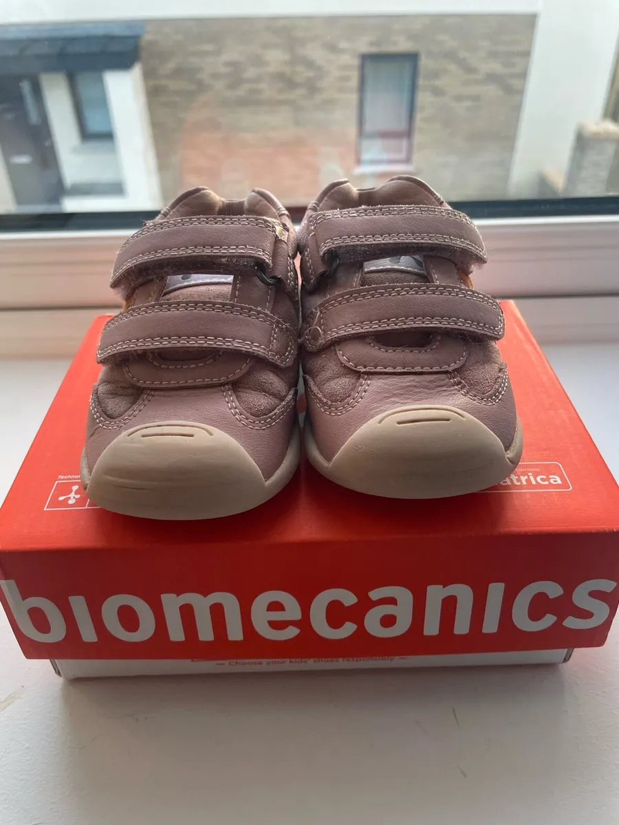 2 Pairs of Biomecanics Baby Girl Shoes for Sale - Image 2