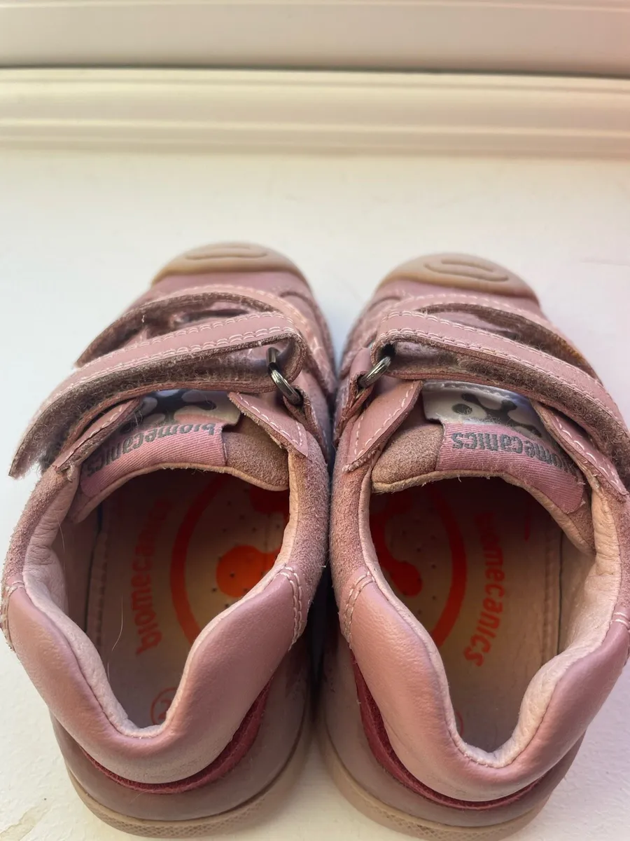 2 Pairs of Biomecanics Baby Girl Shoes for Sale - Image 4