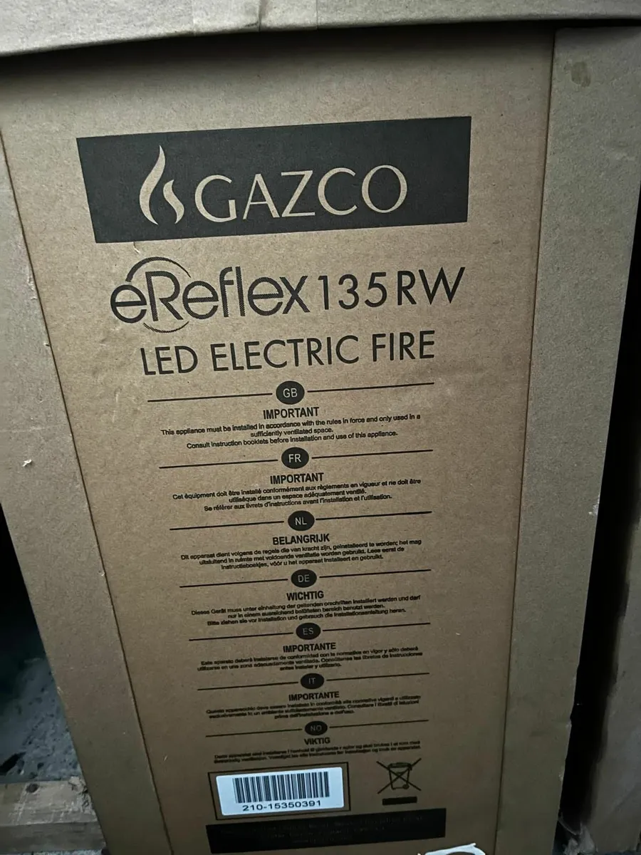 Gazco eReflex 135RW LED electric fireplace x 2 - Image 4