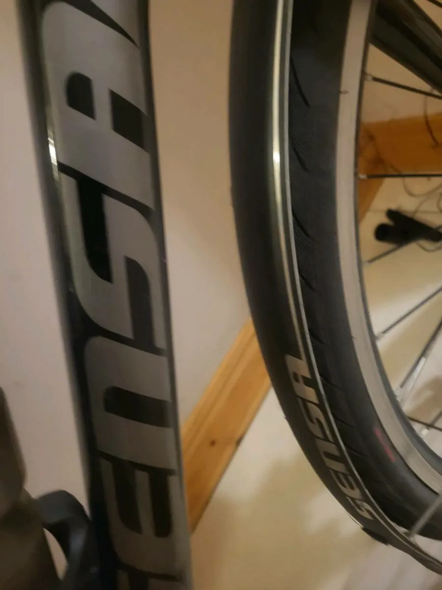 hybrid bike - Image 3