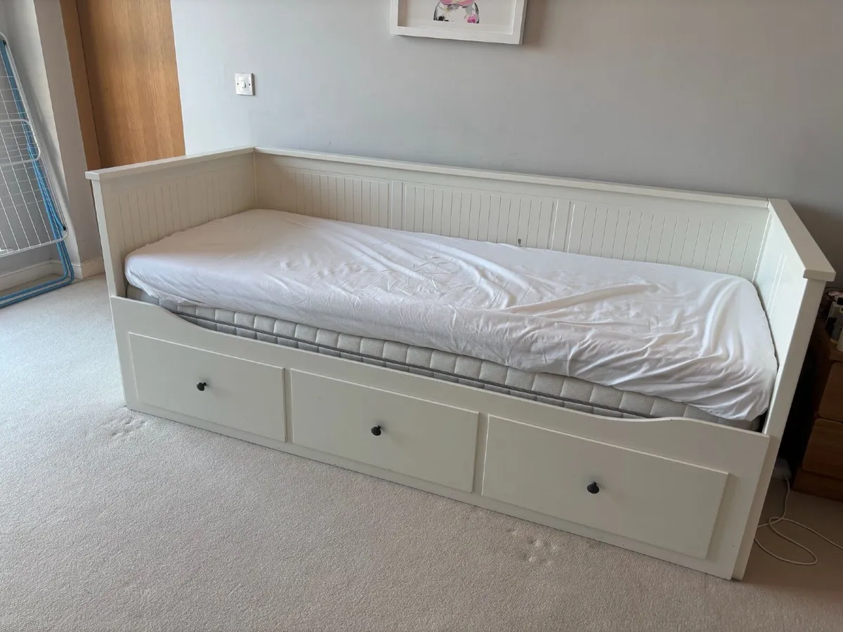 IKEA HEMNES Day Bed + 2 Mattresses – €250 – Excell - Image 1