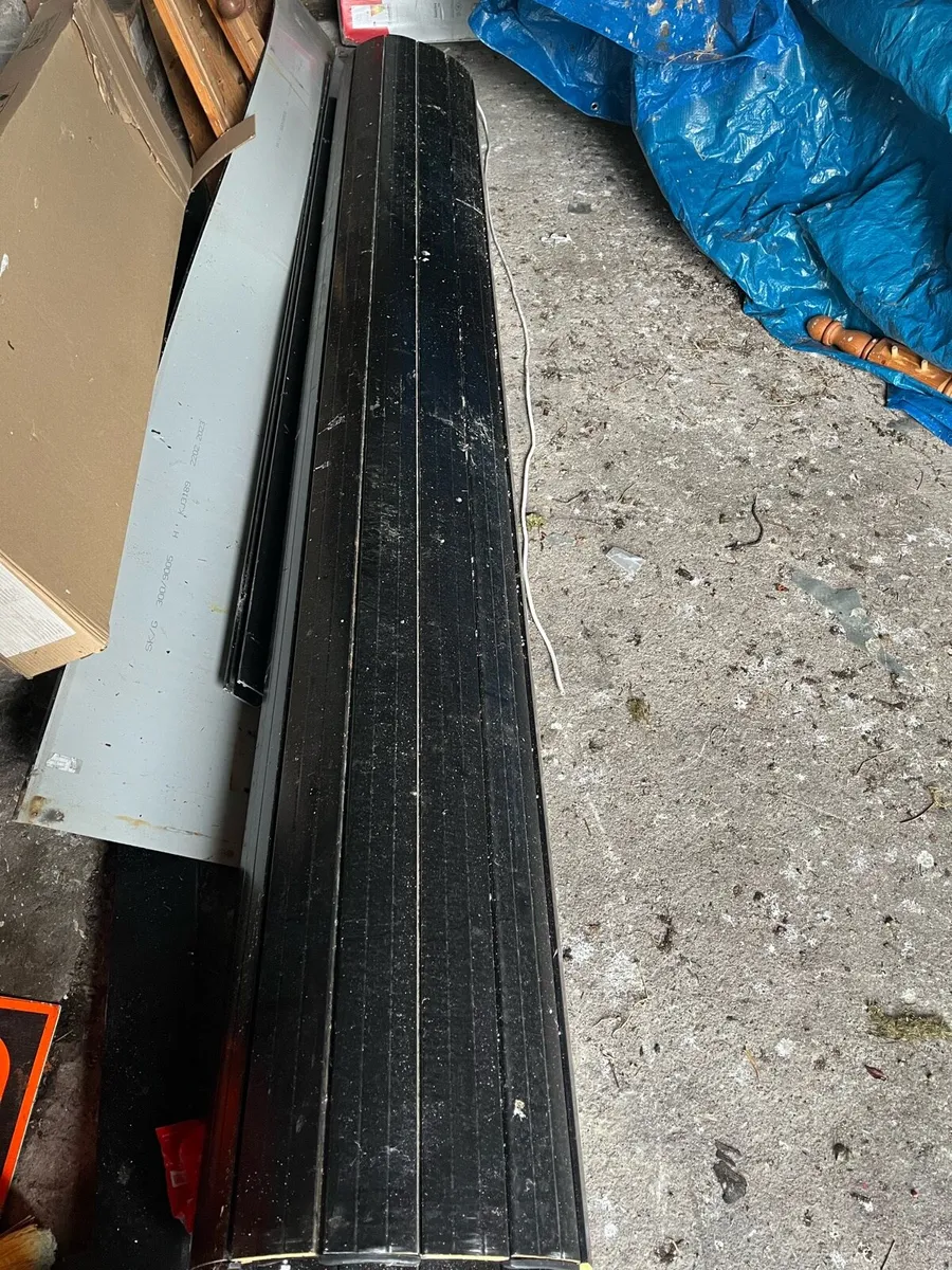 Roller door for shed - Image 2