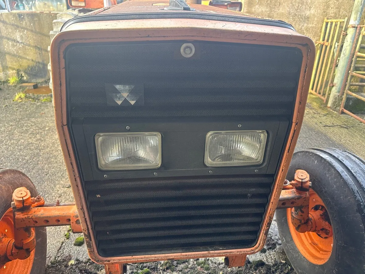 390 Massey Ferguson - Image 4