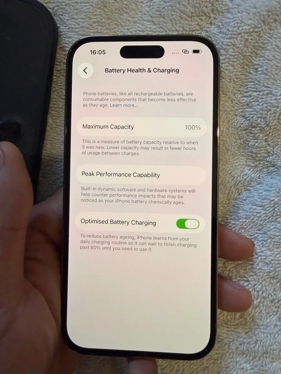 iPhone 14 Pro - Image 2