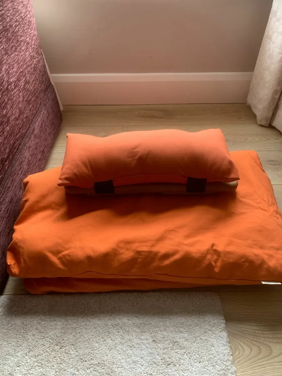 Yoga folding Meditation Chair + Mat - Image 2