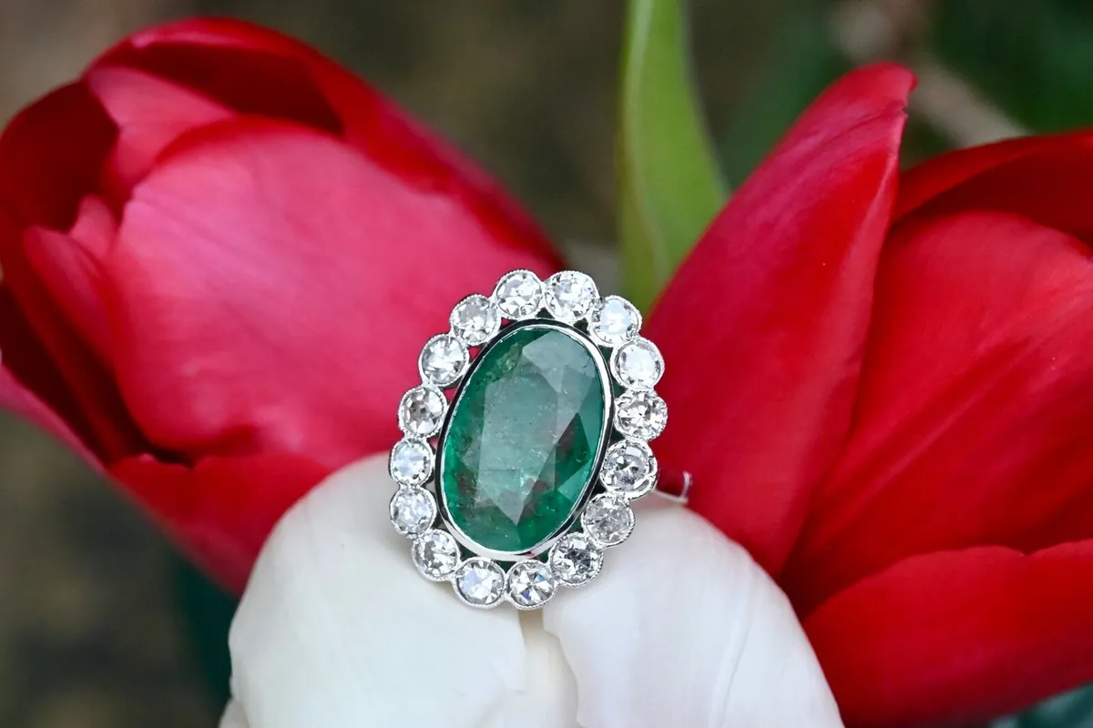 Vintage 1950s Emerald & Diamond Ring - 18ct - Image 2