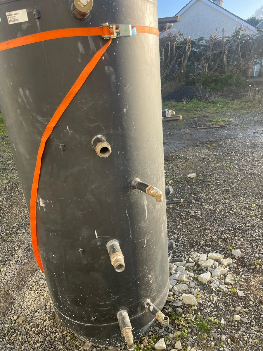 Buffer tank 1000 L - Image 3