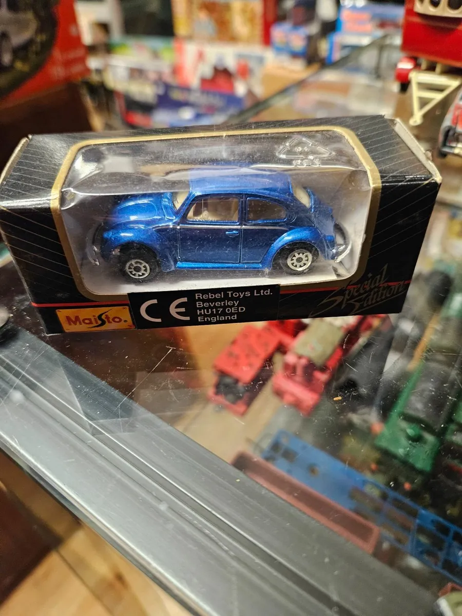 Corgi Maisto VW Beetle - Image 1