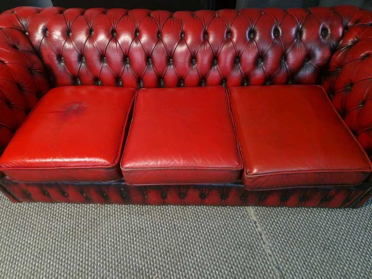 Chesterfield - Image 2