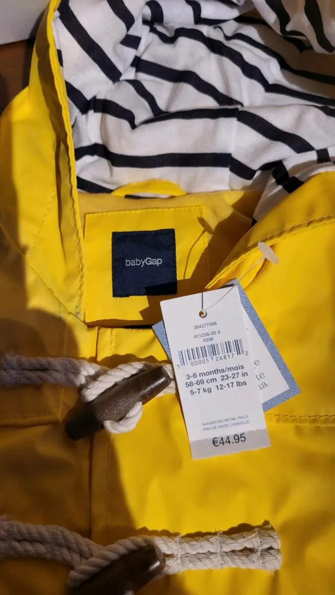 Waterproof coat - Image 2