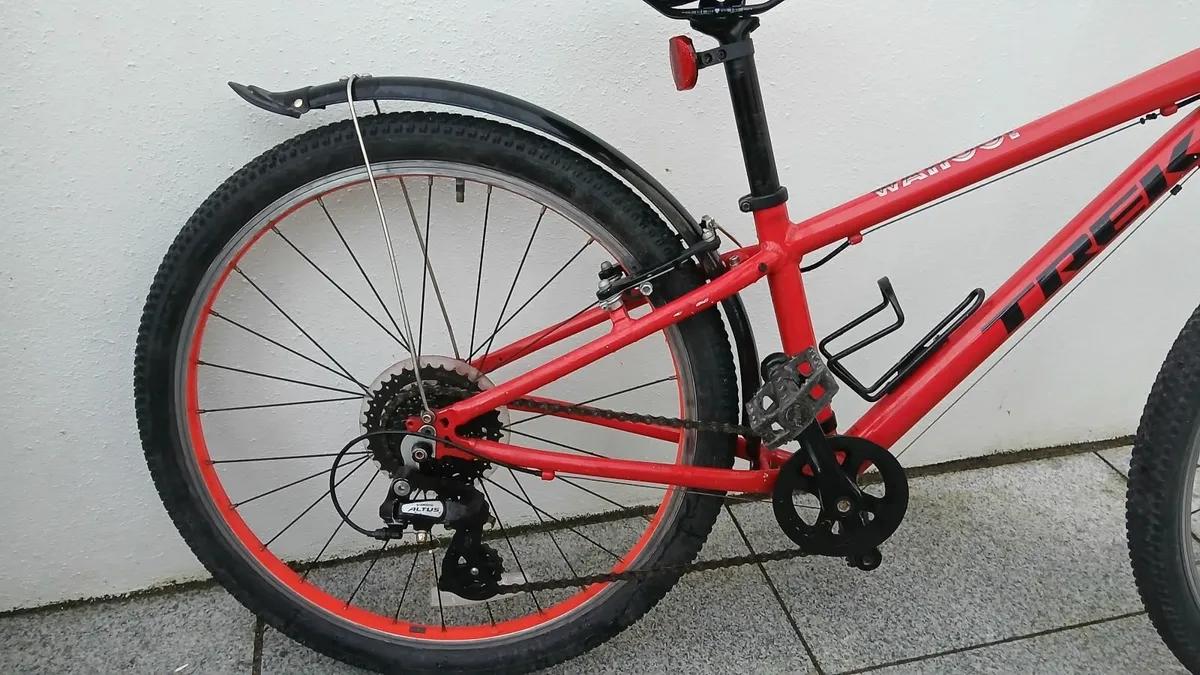 Trek wahoo 24 inch childs bike - Image 4