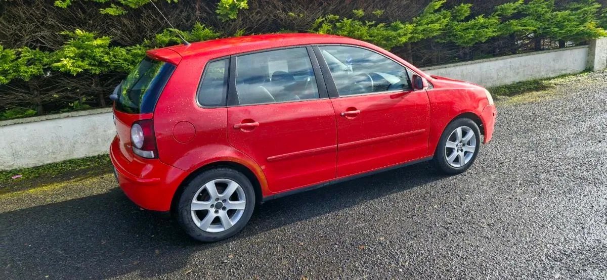 Volkswagen polo sport .very high spec . - Image 4