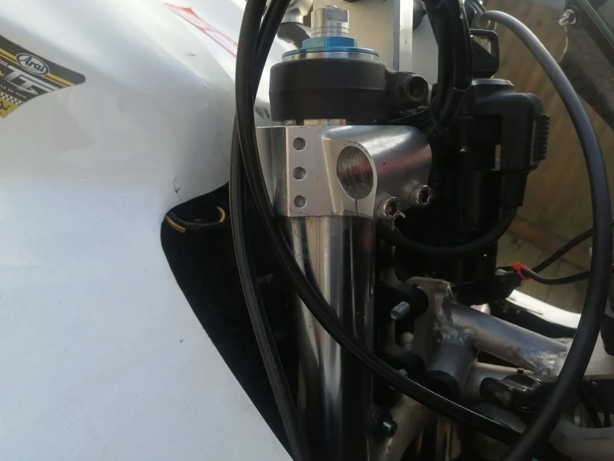 Honda cbr 600rr track bike - Image 3