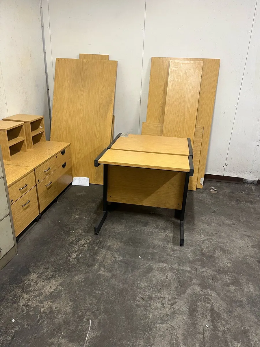 Cabinets and office furniture - Image 3