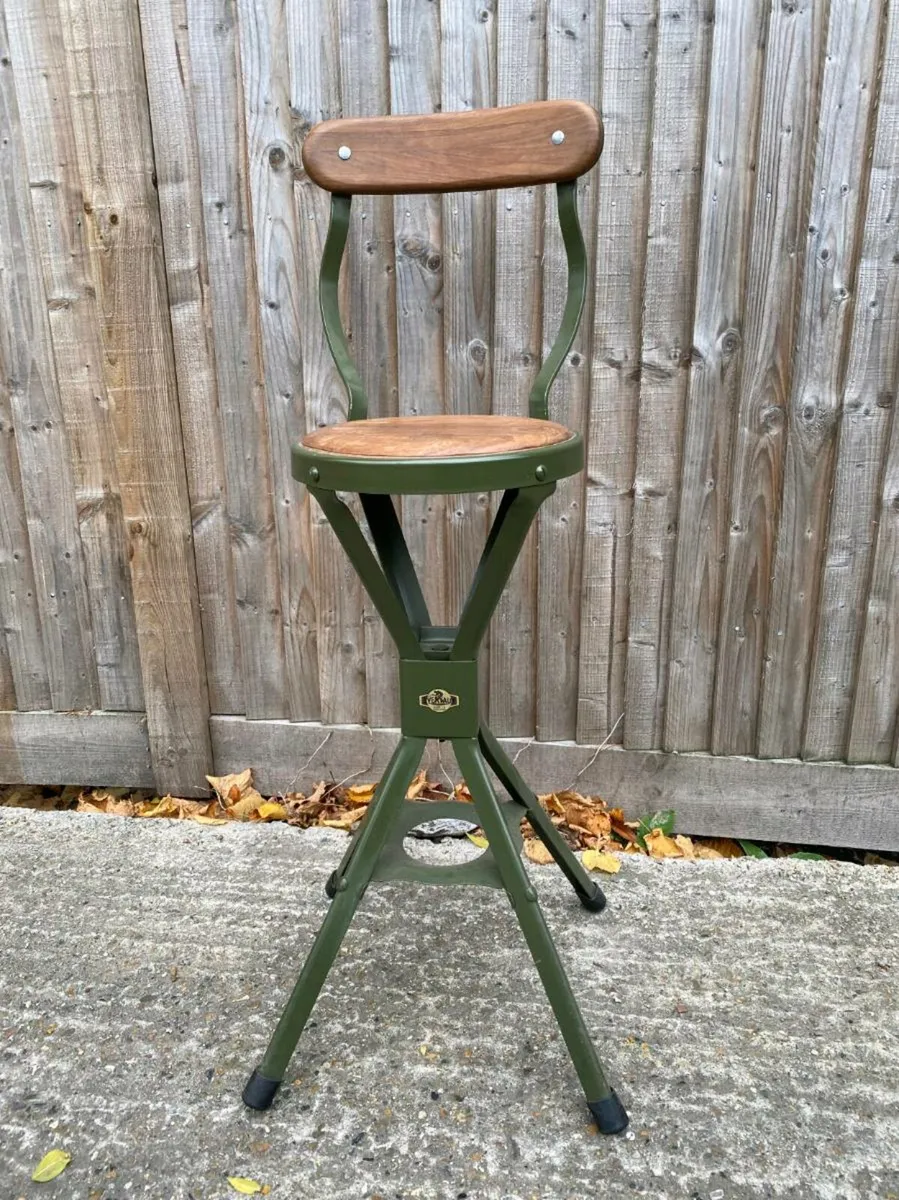 Evertaut Industrial Stool - Image 1