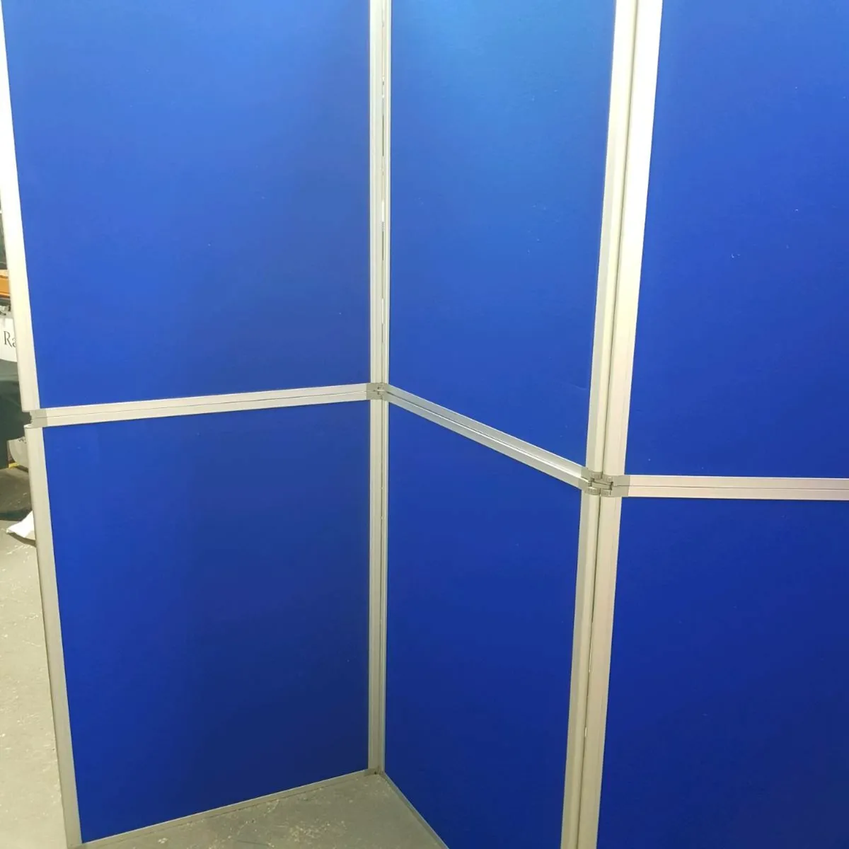 Nobo Pro 8 Panel Display + 3 Pull up Banners - Image 1