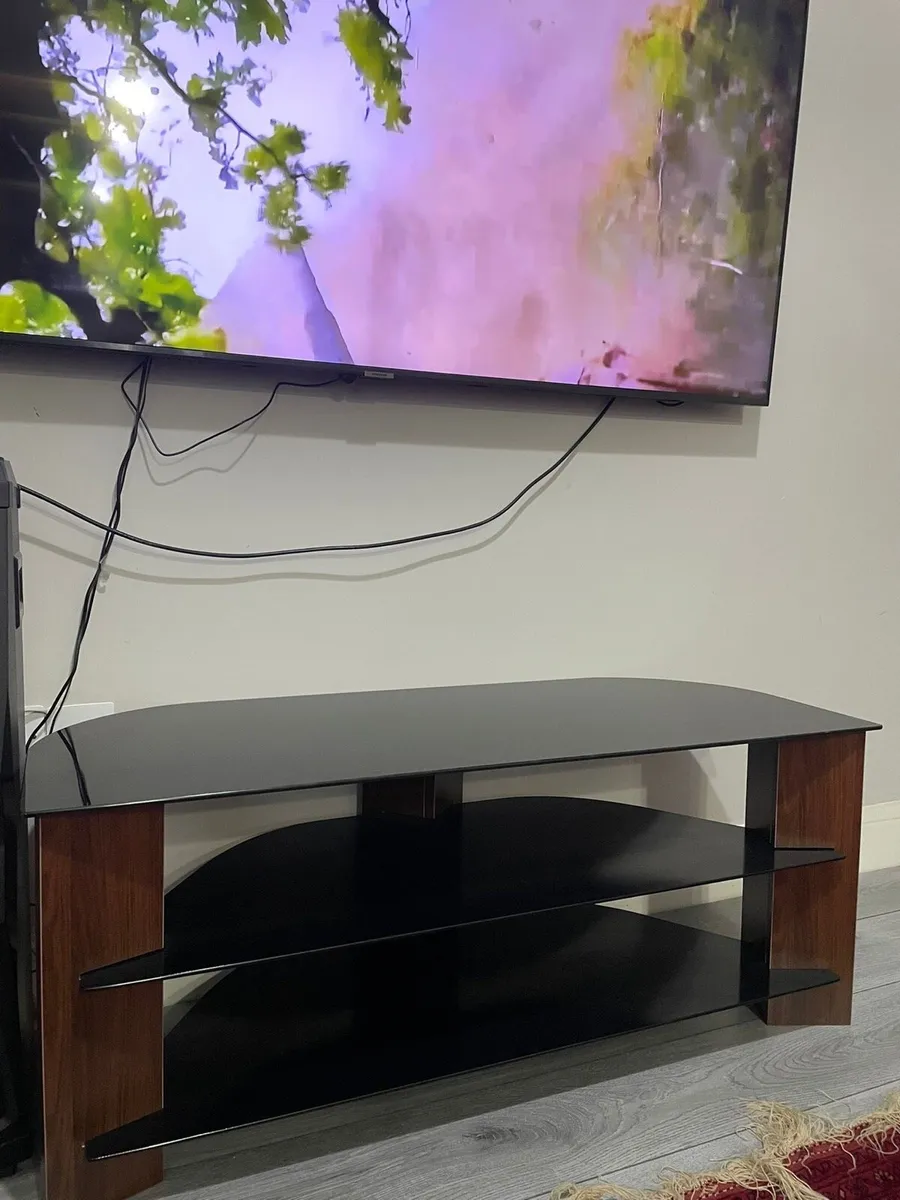 Tv table - Image 1