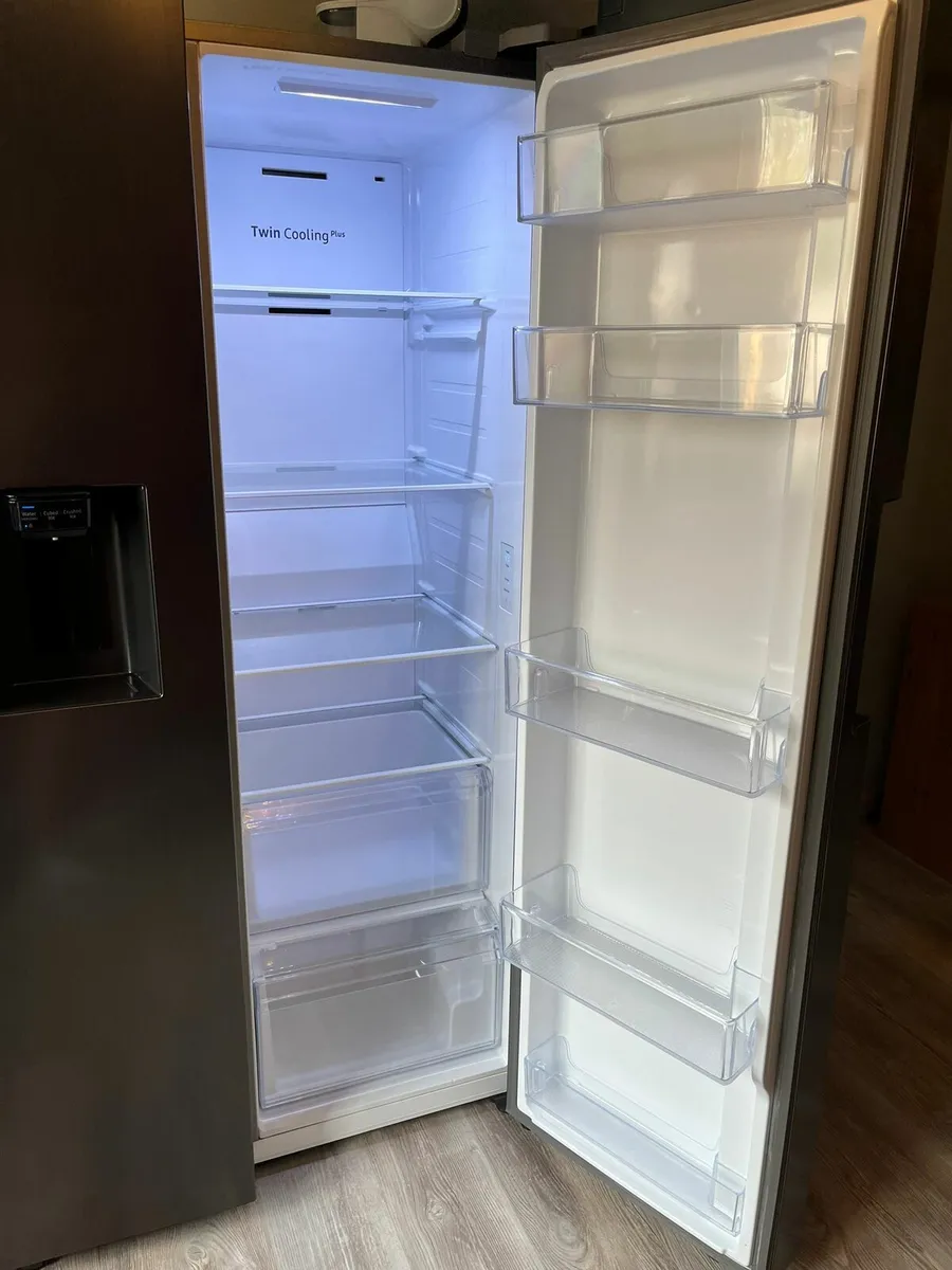 samsung american fridge freezer - Image 3