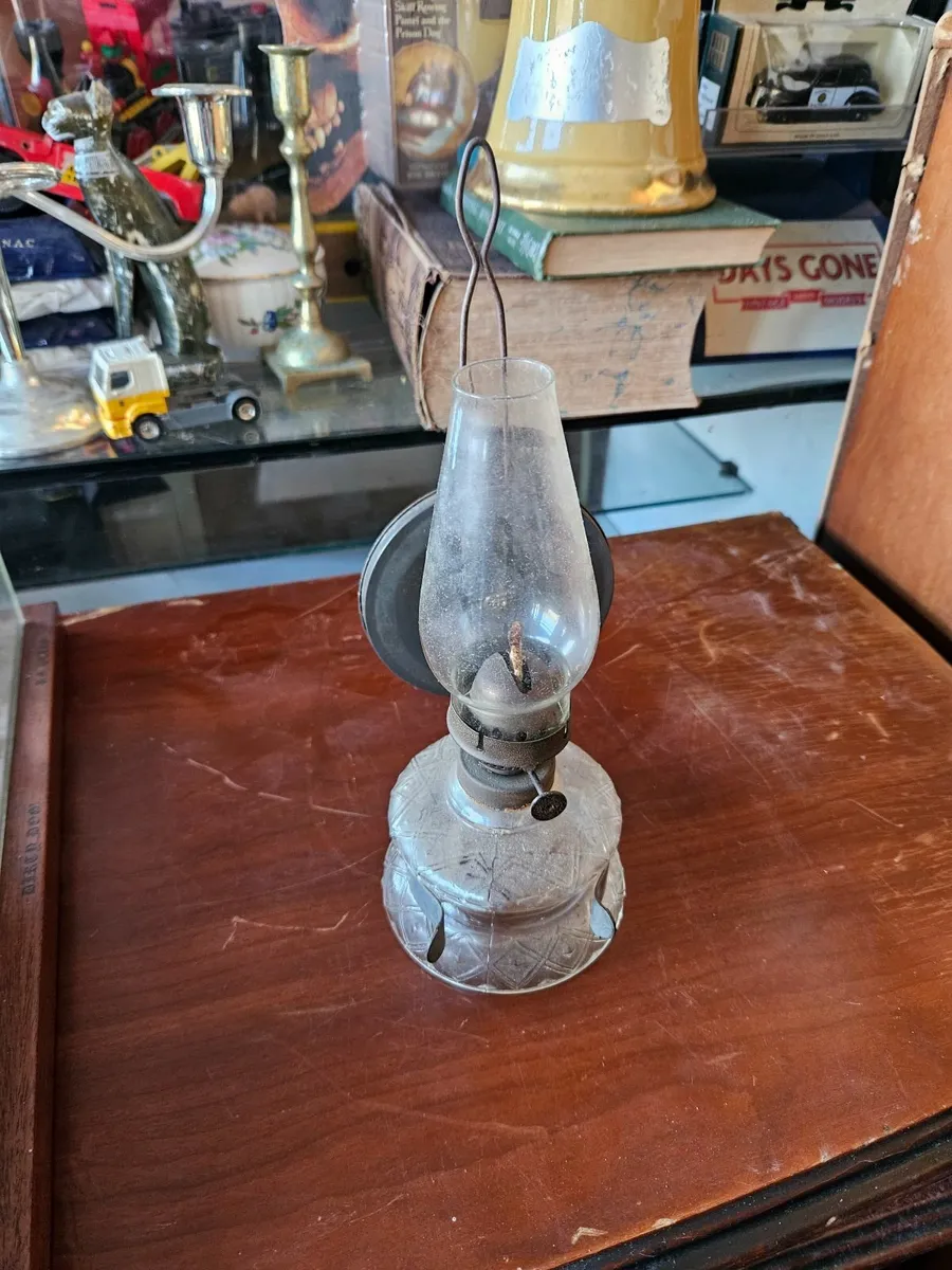 Vintage Antique Oil Lamp - Image 2