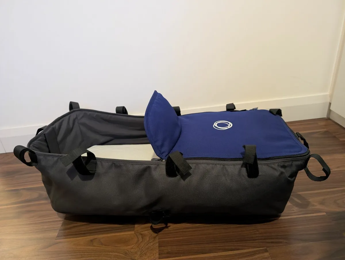 Bugaboo Cameleon 3 buggy and bassinet - Image 4