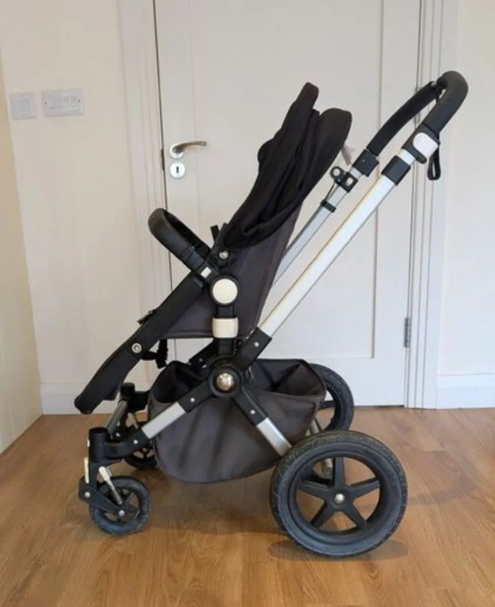 Bugaboo Cameleon 3 buggy and bassinet - Image 3