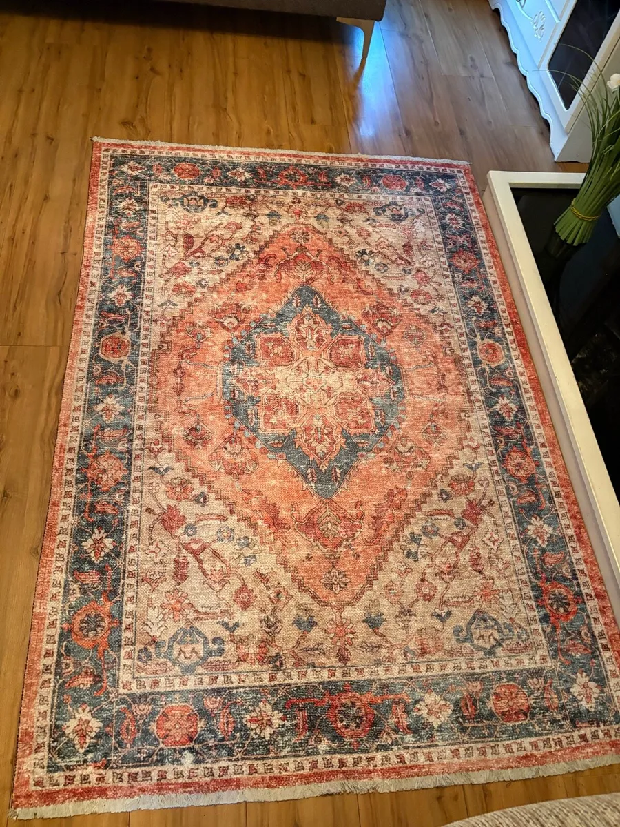 Rug