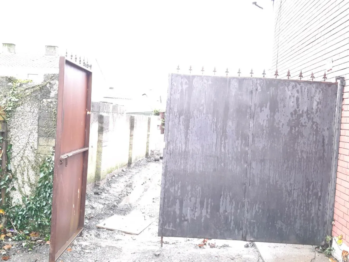 Metal Factory Made Gates High Quality - Image 1