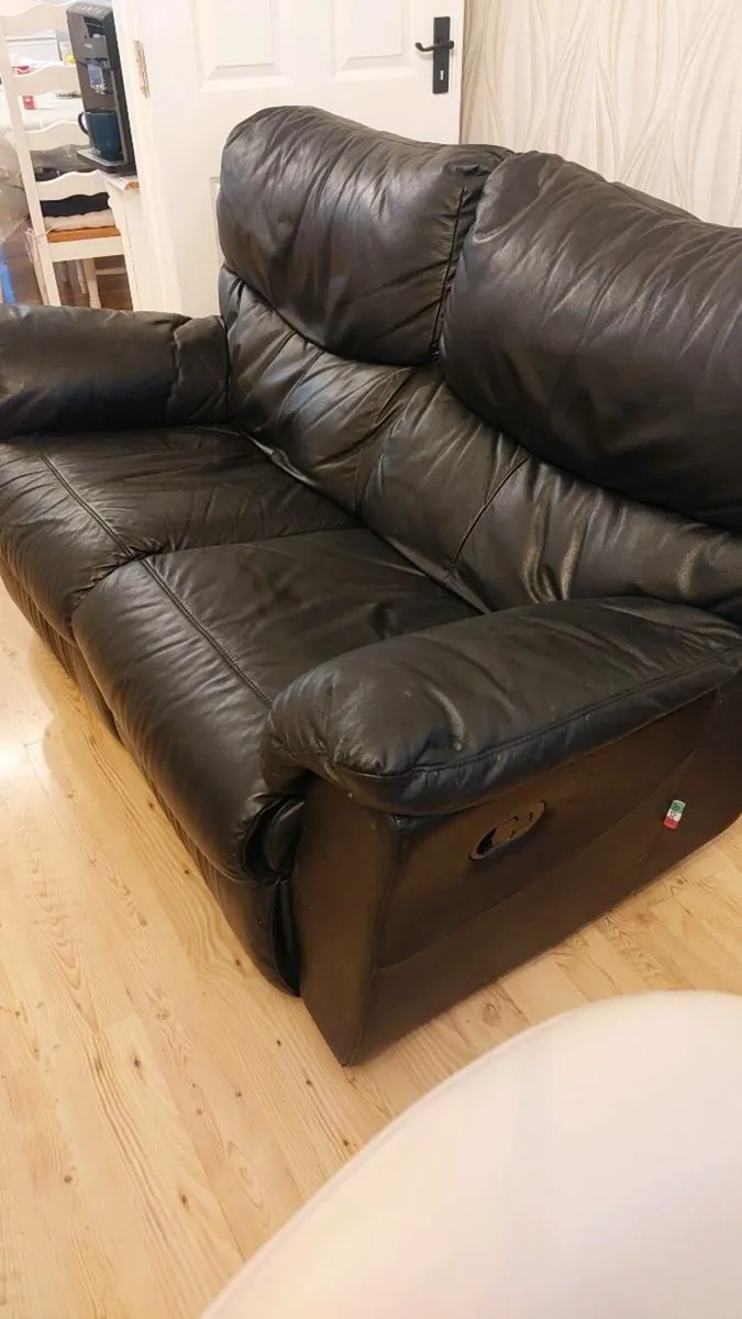 Recliner 2 seater - Image 1