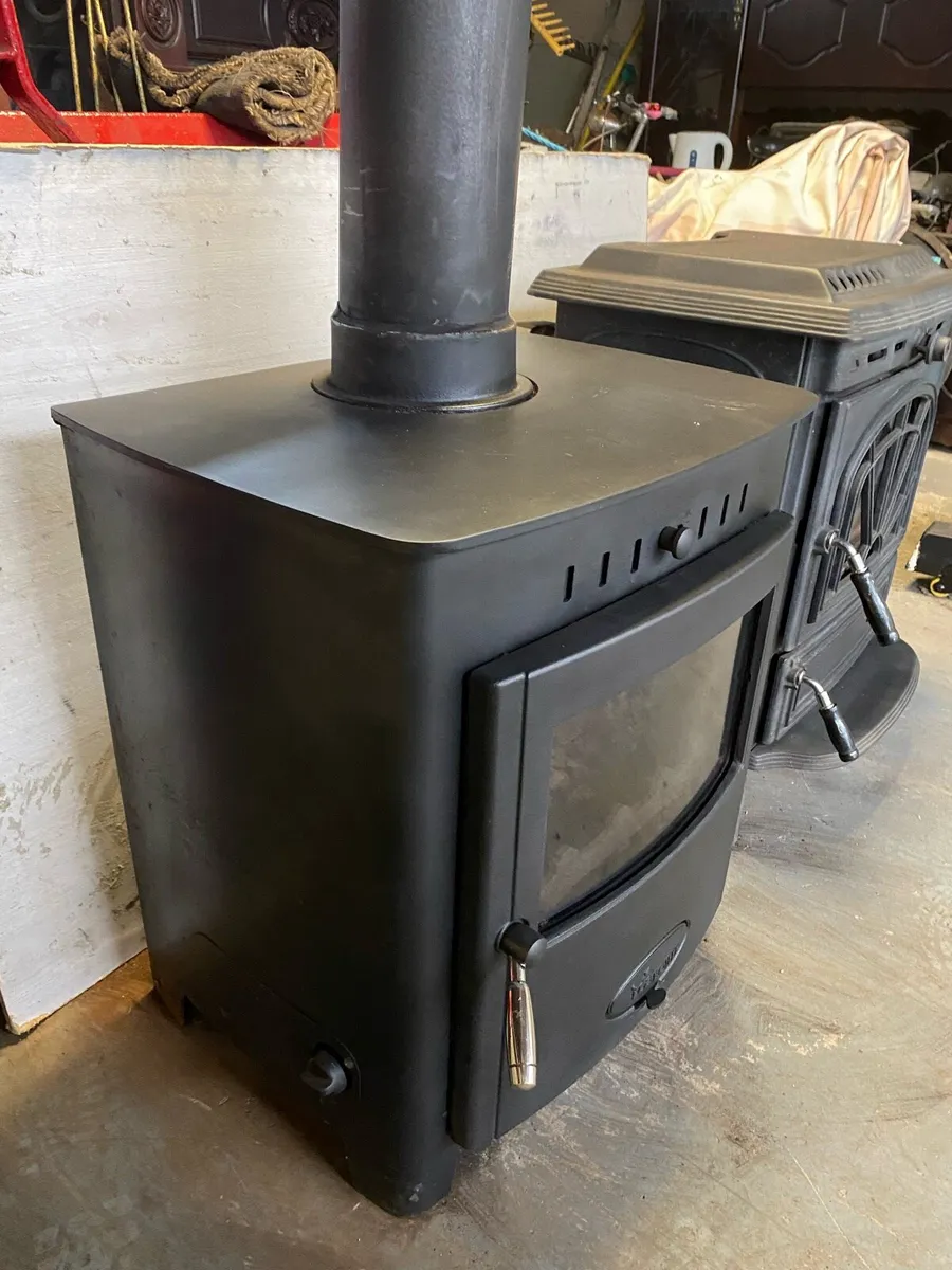 Stove - Image 1