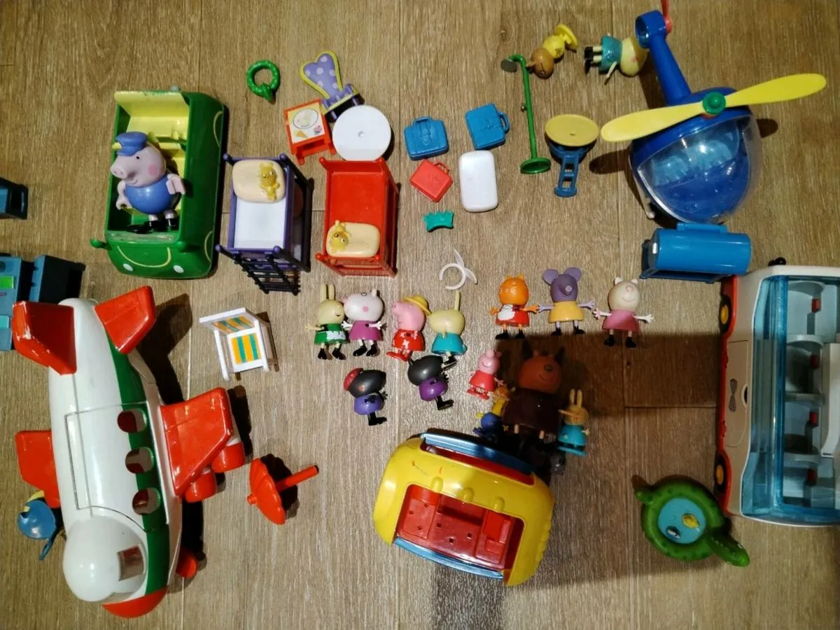 Peppa pig toys. FREE - Image 2