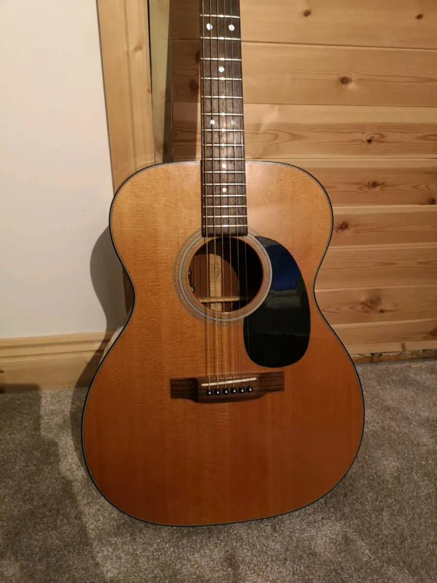 Martin 00018 - Image 1