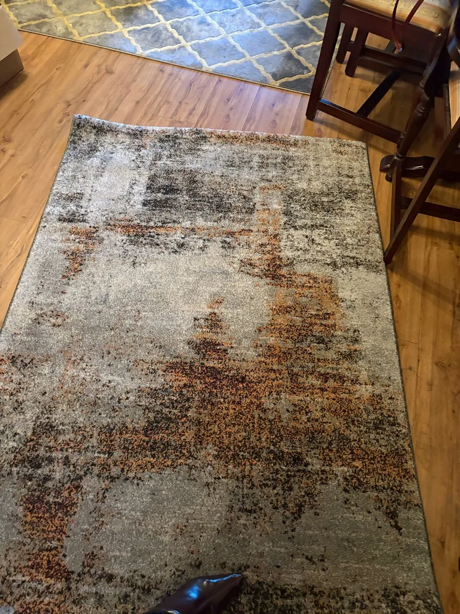 Rug
