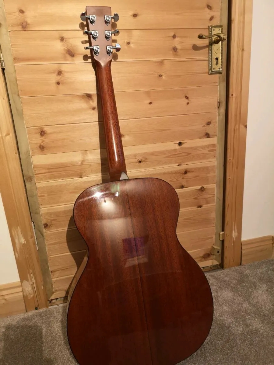 Martin 00018 - Image 3