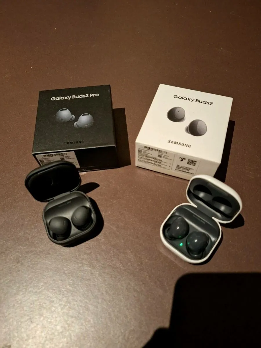 Samsung Earbuds - Image 3