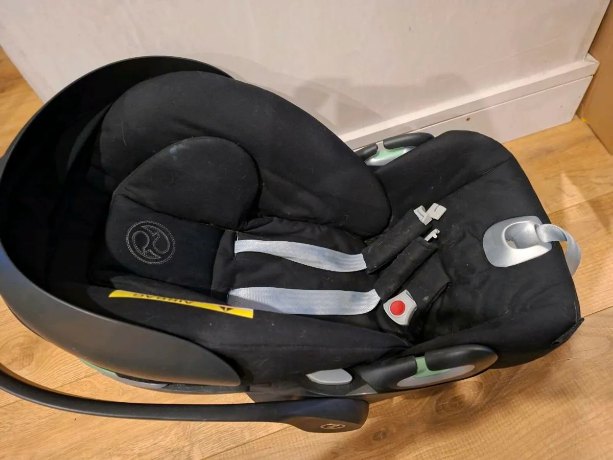 Cybex car seat - Image 2