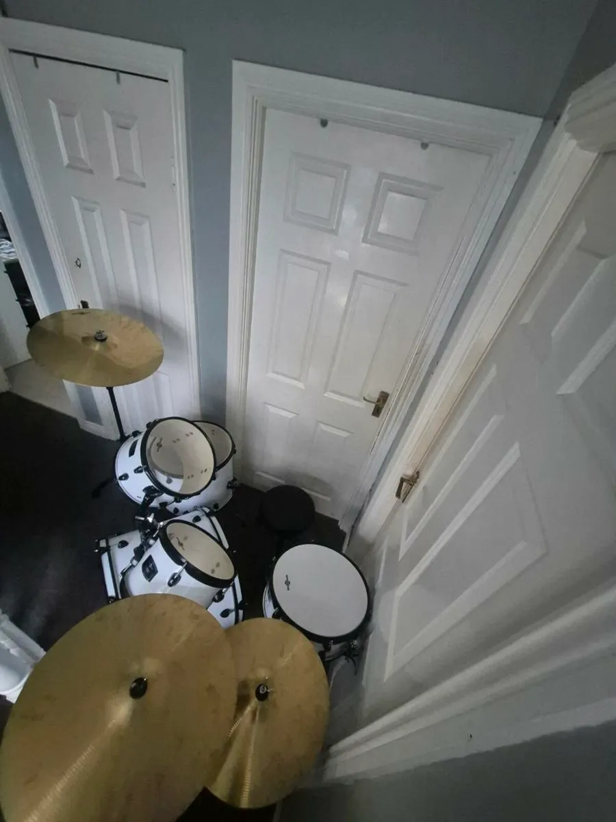 Drum kit - Image 4