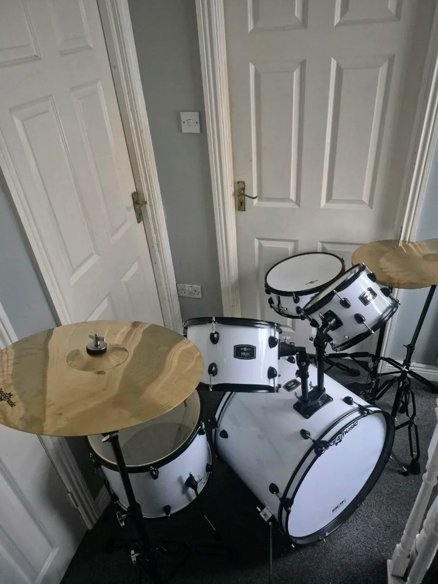 Drum kit - Image 2