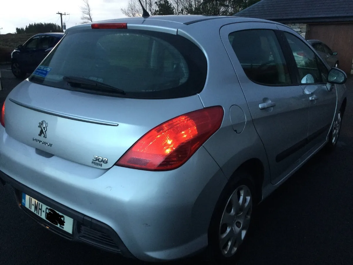 2011  Peugeot 308 Automatic - Image 2