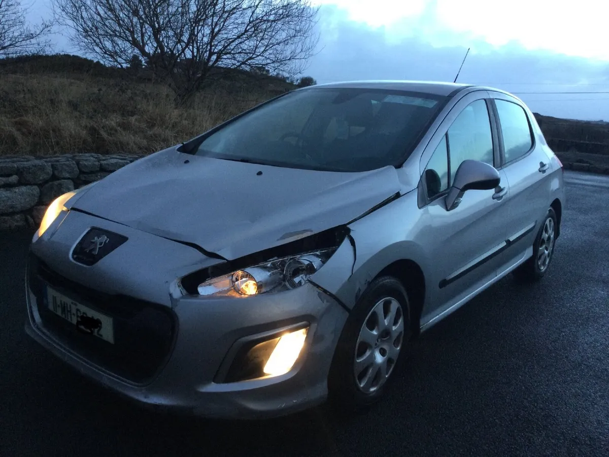 2011  Peugeot 308 Automatic - Image 4