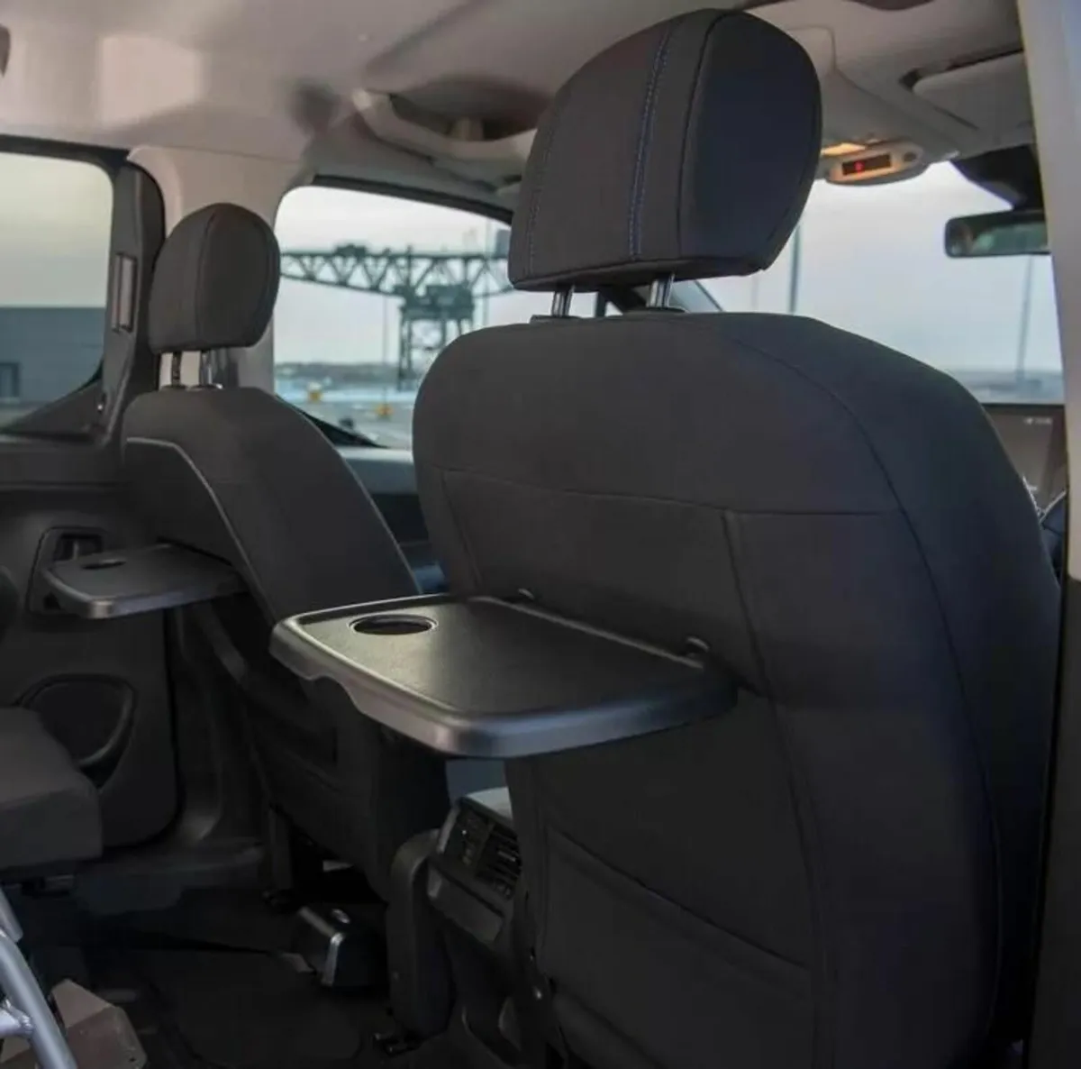 7 seater Taxi for Rent - Image 4